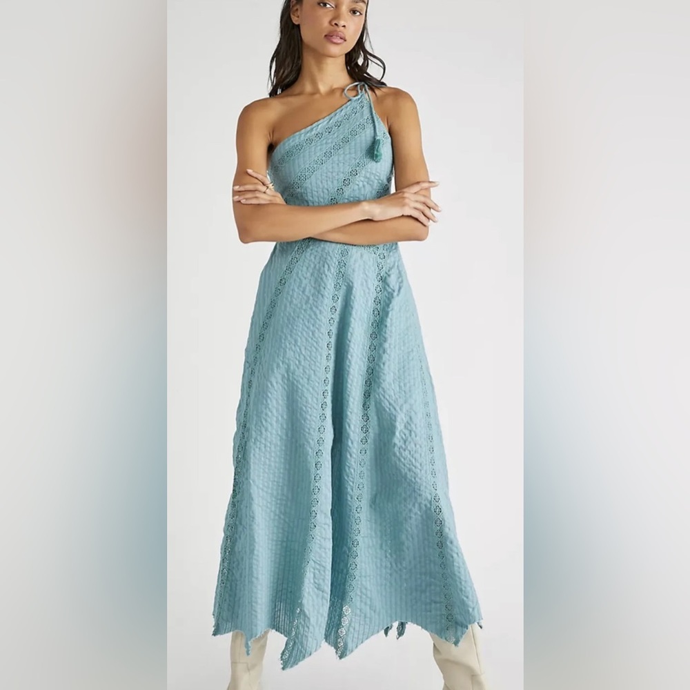 Free People! Bella Maxi Dress Lace Inserts One Shoulder Tie Shoulder.
Nwot